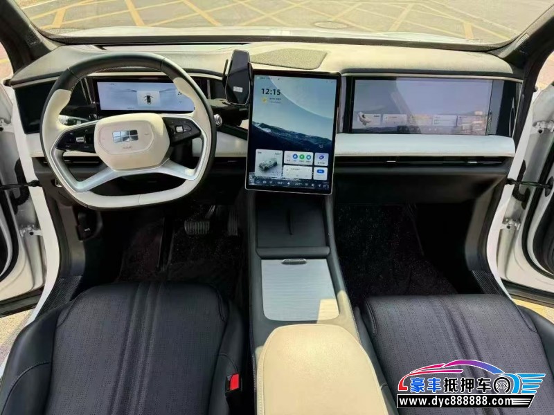 24年吉利银河L7轿车抵押车出售