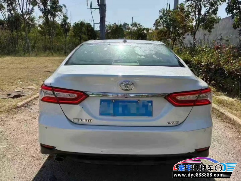 21年丰田凯美瑞轿车抵押车出售