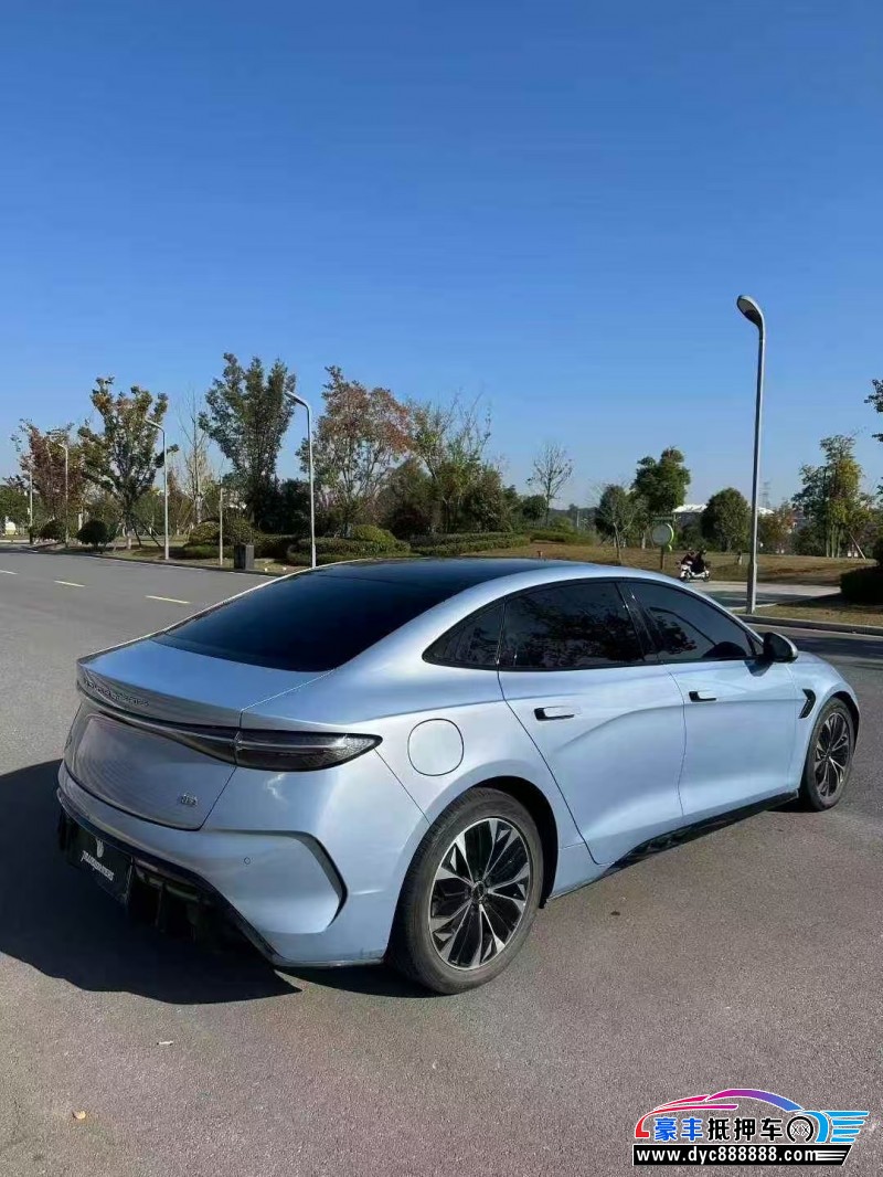 23年比亚迪海豹轿车抵押车出售