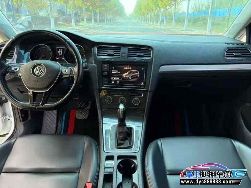 19年大众高尔夫轿车抵押车出售