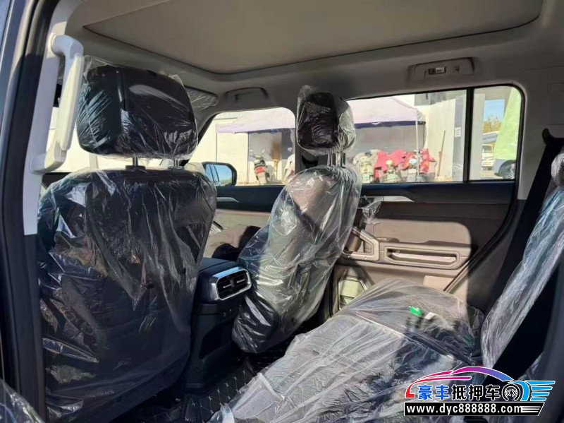 25年捷途旅行者轿车抵押车出售