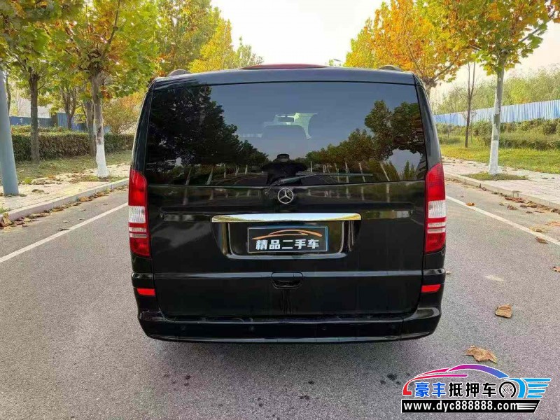 14年奔驰唯雅诺轿车抵押车出售