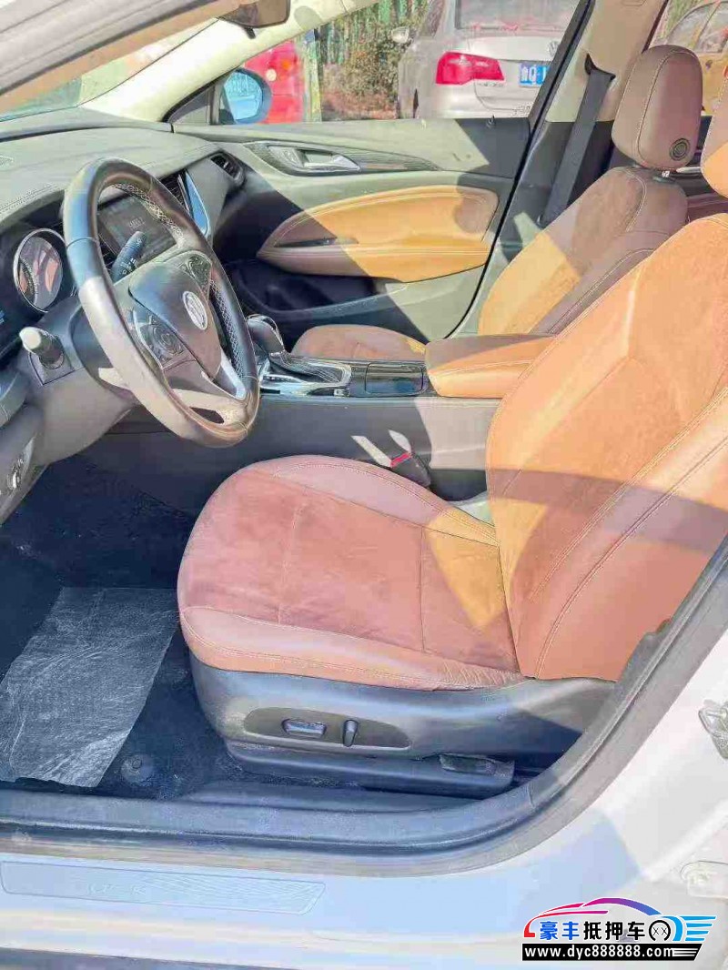 19年别克君威轿车抵押车出售