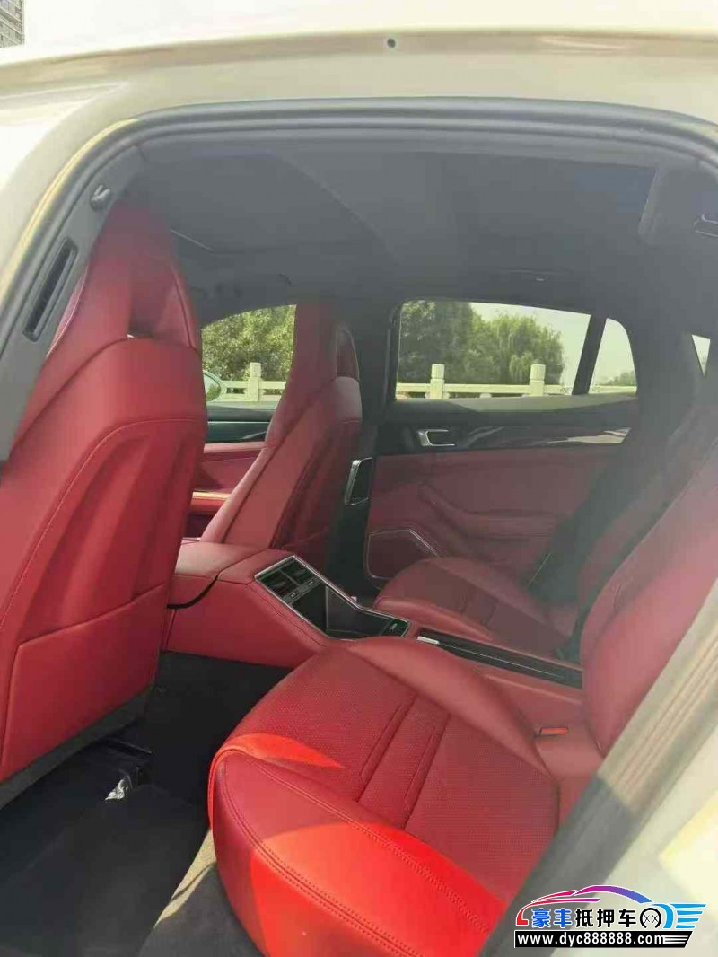 23年保时捷帕纳梅拉轿车抵押车出售