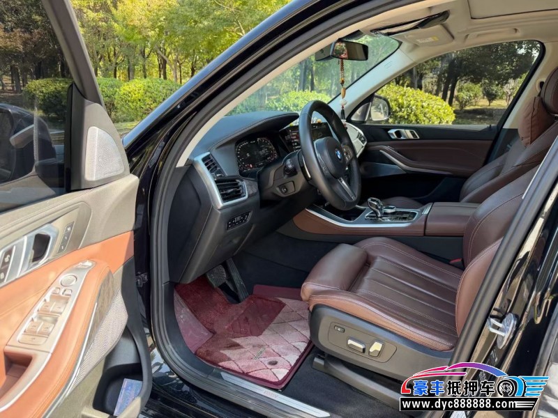 20年宝马X5轿车抵押车出售