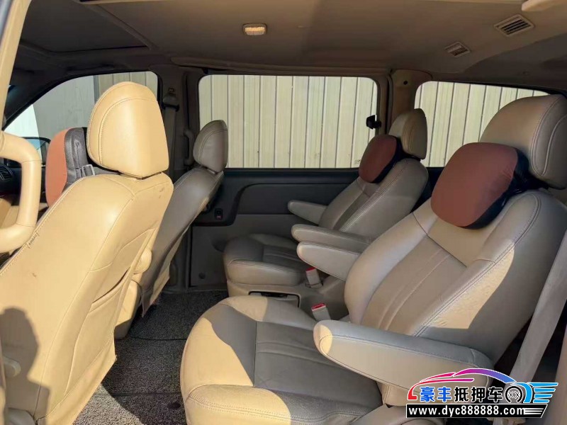 11年别克GL8MPV抵押车出售