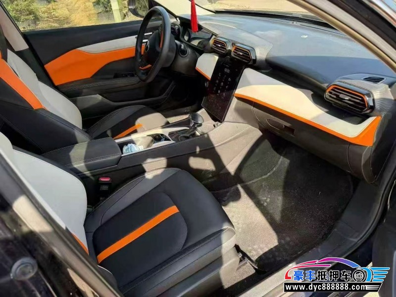 22年东风风神奕炫轿车抵押车出售