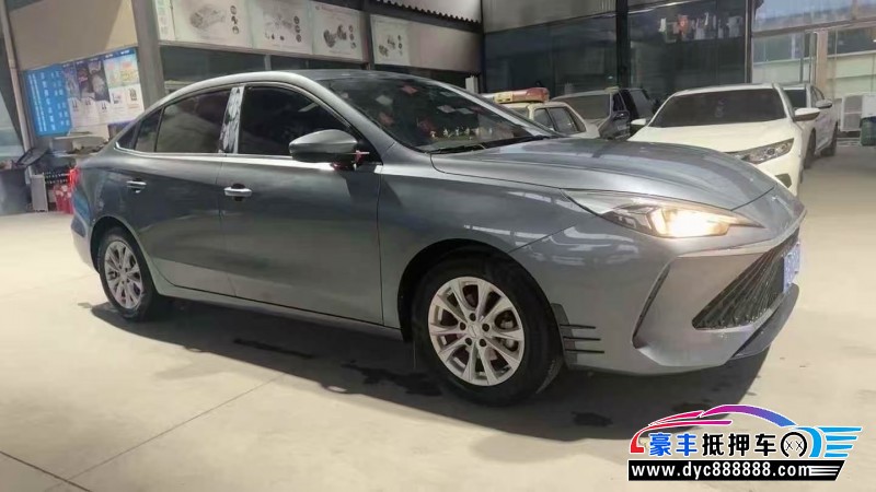 24年荣威i5轿车抵押车出售