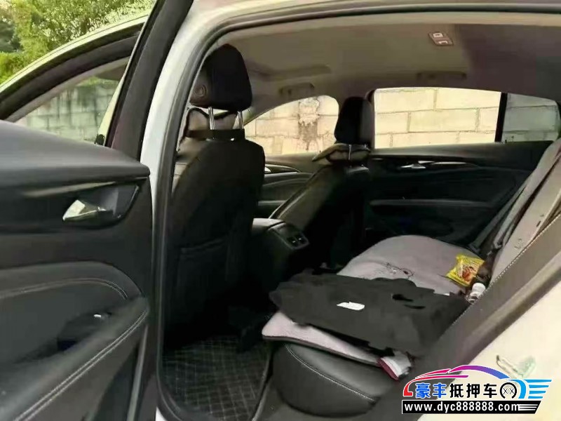 24年别克君威轿车抵押车出售