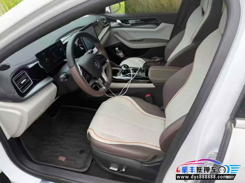 24年比亚迪秦轿车抵押车出售