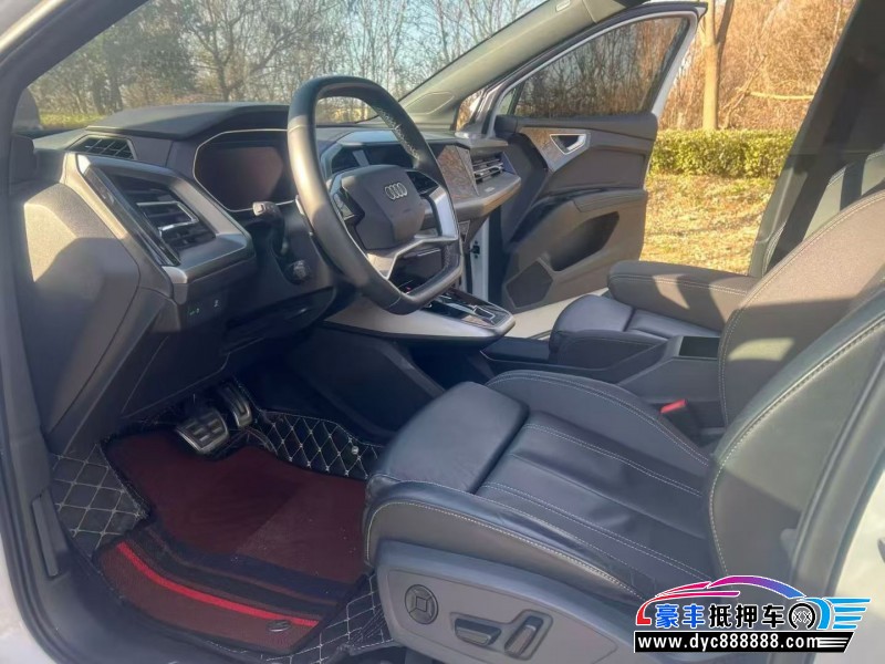 23年奥迪Q4SUV抵押车出售