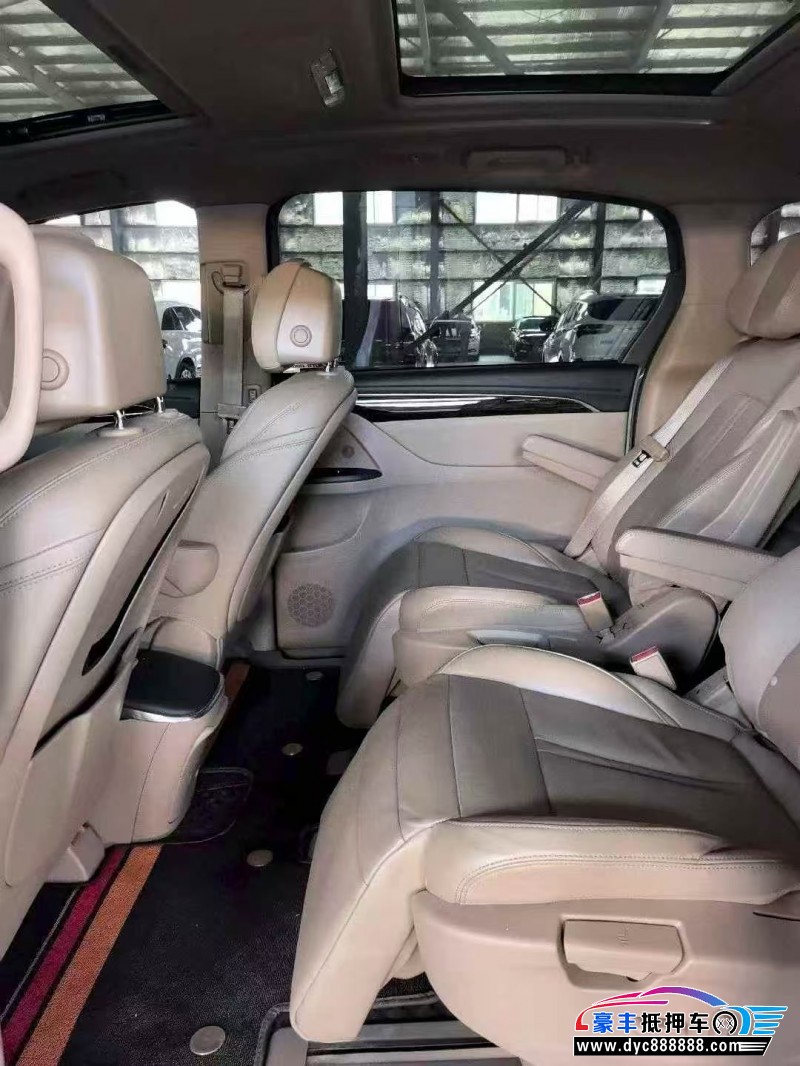 19年别克GL8轿车抵押车出售