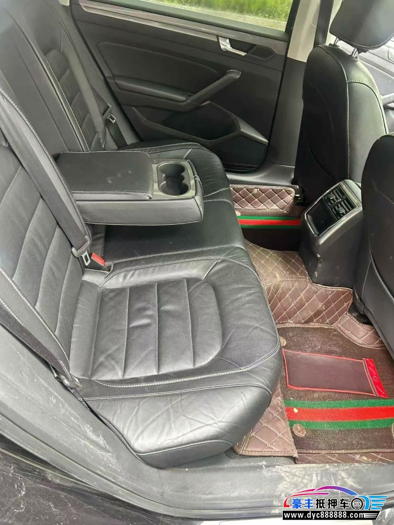 18年大众帕萨特轿车抵押车出售