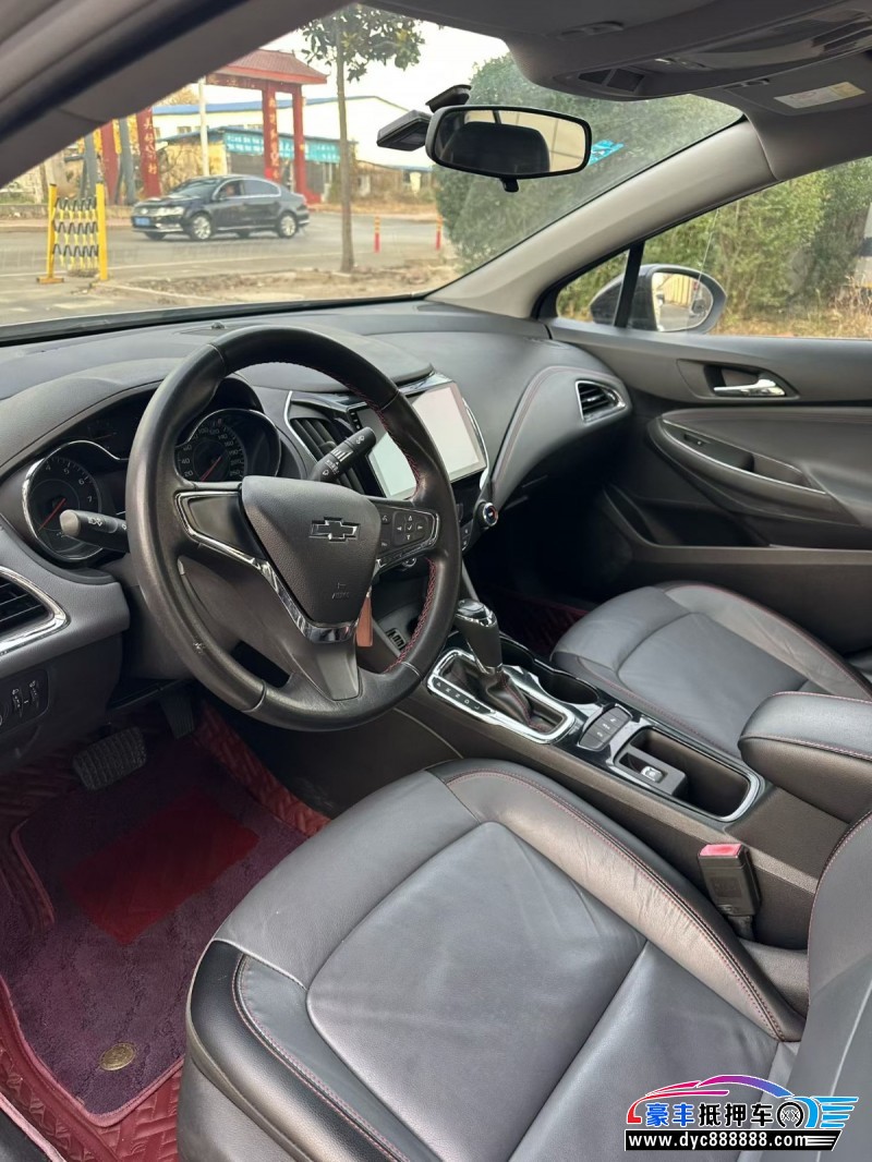 18年雪佛兰科鲁兹轿车抵押车出售