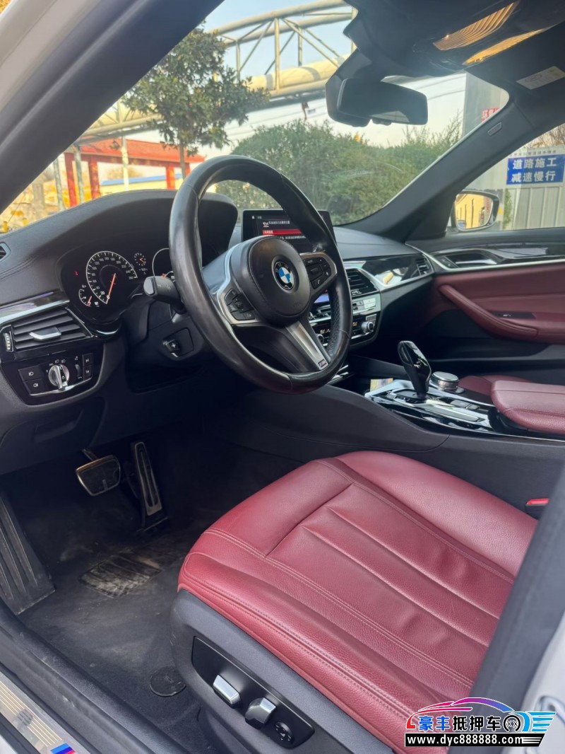 19年宝马5系轿车抵押车出售