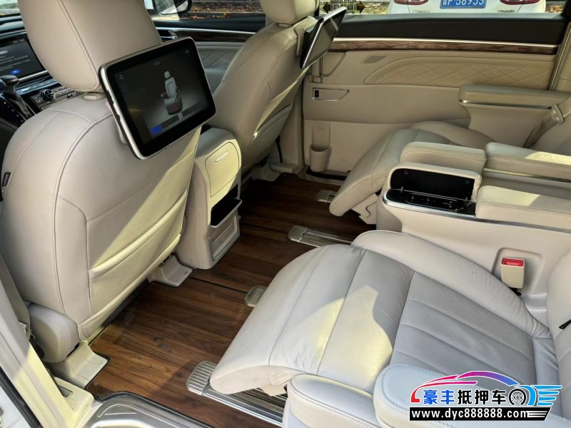 18年传祺GM8轿车抵押车出售