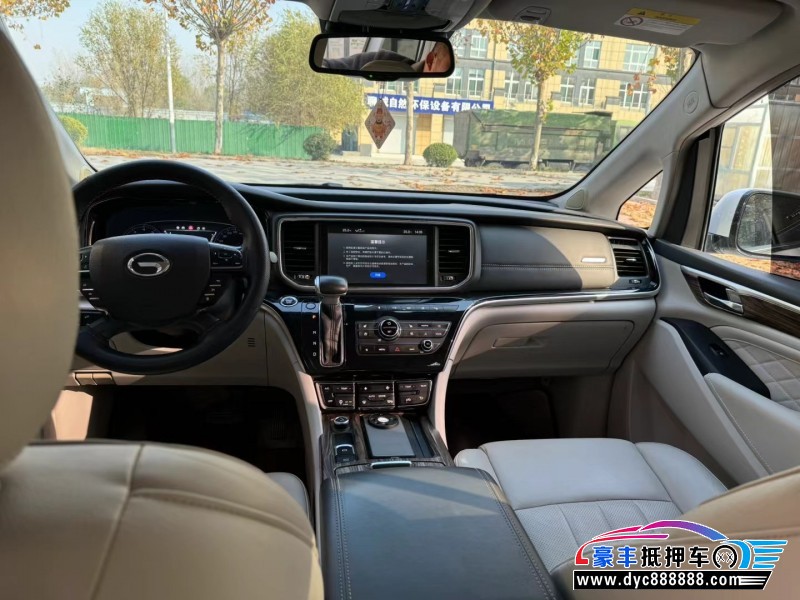 18年传祺GM8轿车抵押车出售