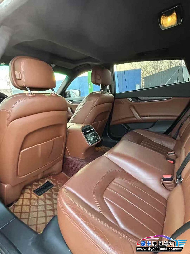 14年玛莎拉蒂总裁轿车抵押车出售