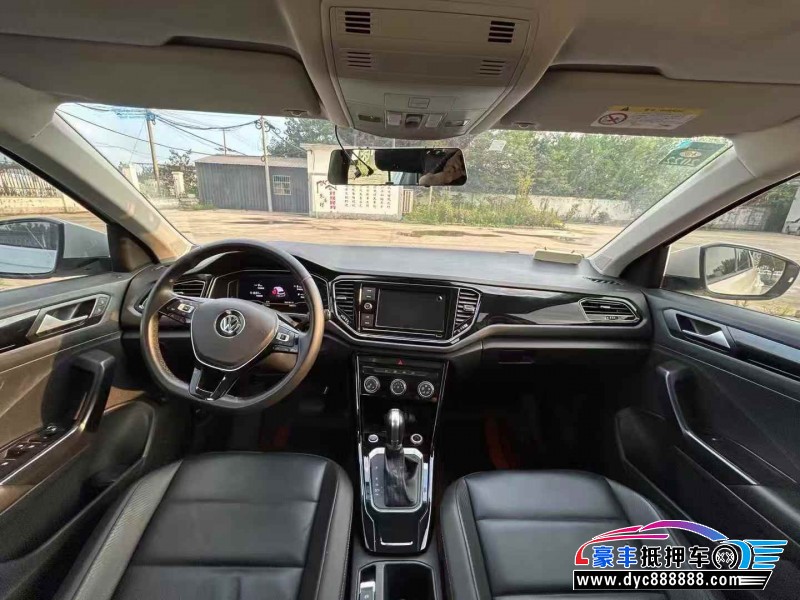 20年大众探歌轿车抵押车出售