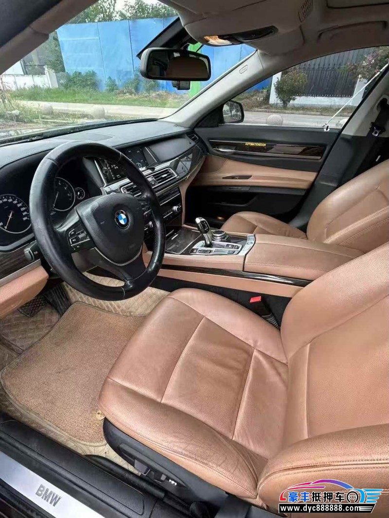 14年宝马7系轿车抵押车出售