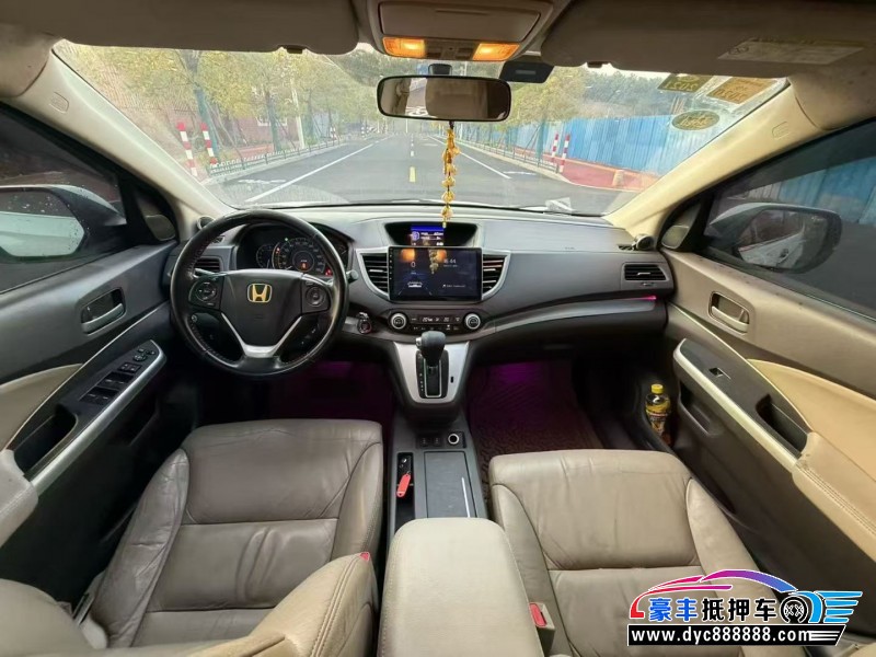 13年本田CR-V轿车抵押车出售