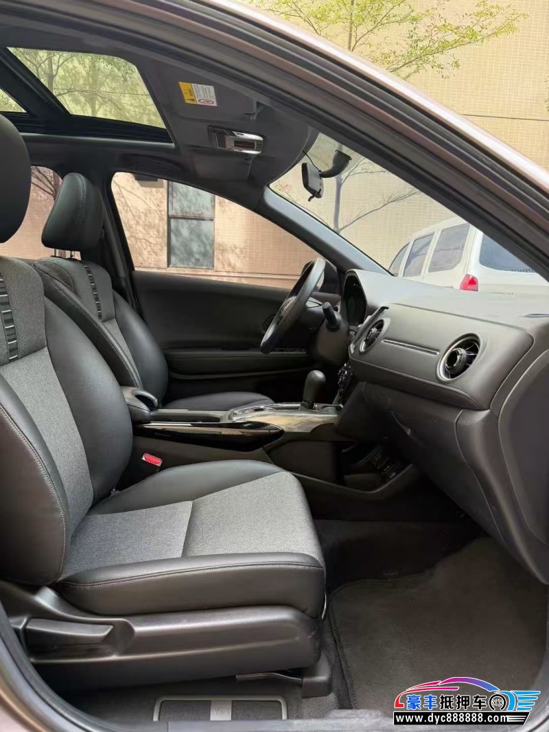 22年本田XRV轿车抵押车出售