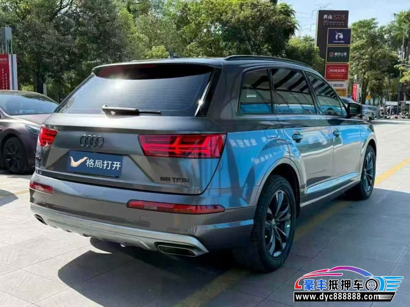 18年奥迪Q7轿车抵押车出售