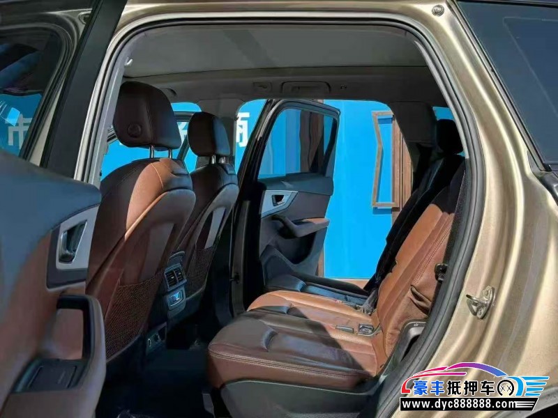 18年奥迪Q7轿车抵押车出售