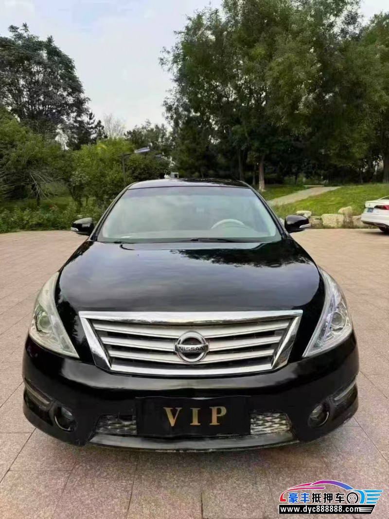 12年日产天籁轿车抵押车出售