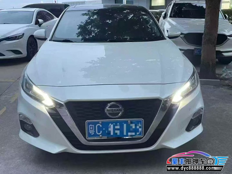 20年日产天籁轿车抵押车出售