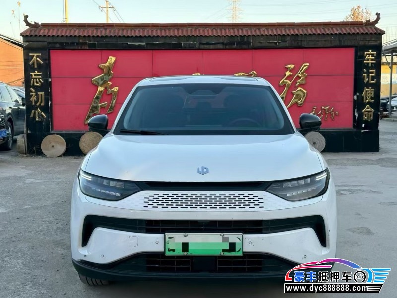 24年零跑C11轿车抵押车出售