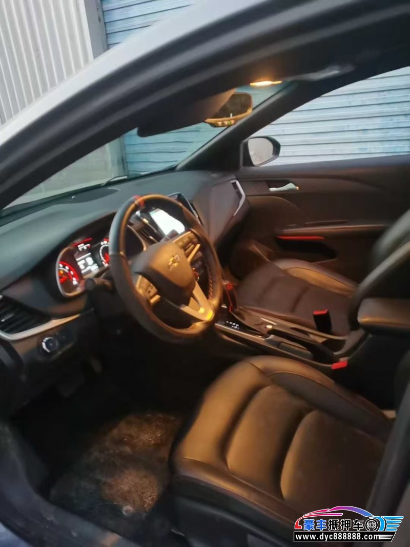 20年雪佛兰科鲁泽轿车抵押车出售