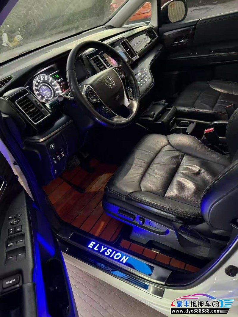 16年本田艾力绅轿车抵押车出售