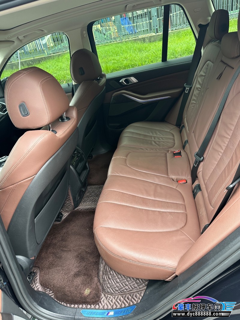 21年宝马X5SUV抵押车出售