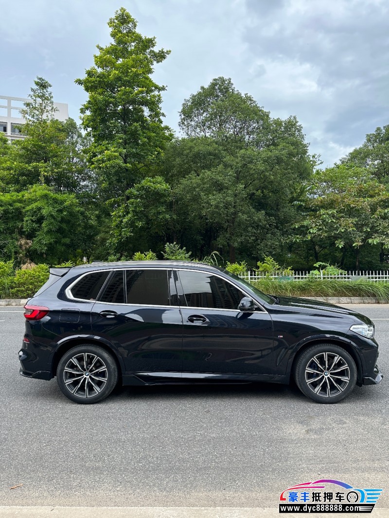 21年宝马X5SUV抵押车出售