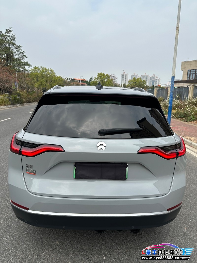 23年蔚来ES8SUV抵押车出售