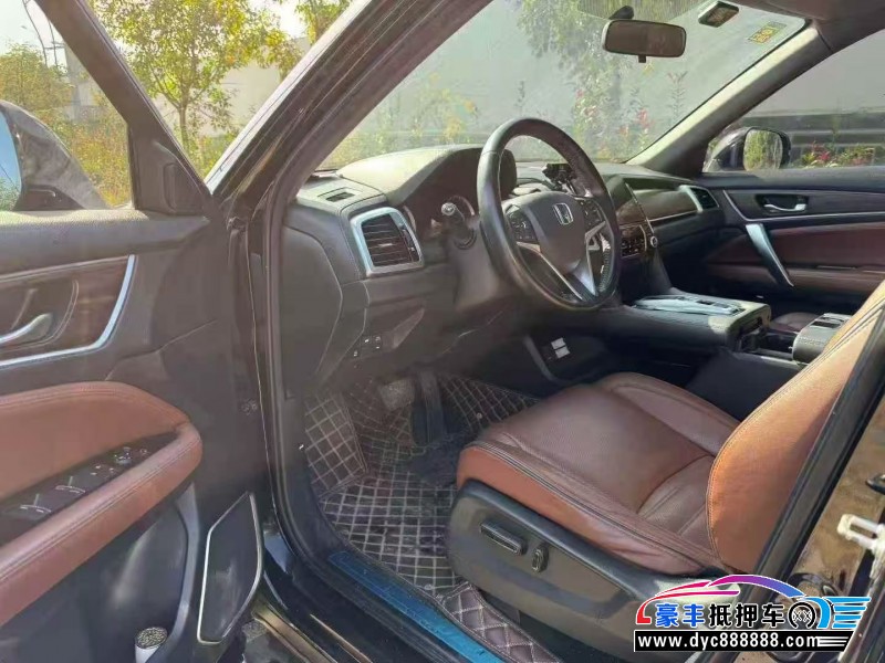 18年本田UR-V轿车抵押车出售