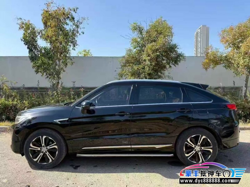 18年本田UR-V轿车抵押车出售