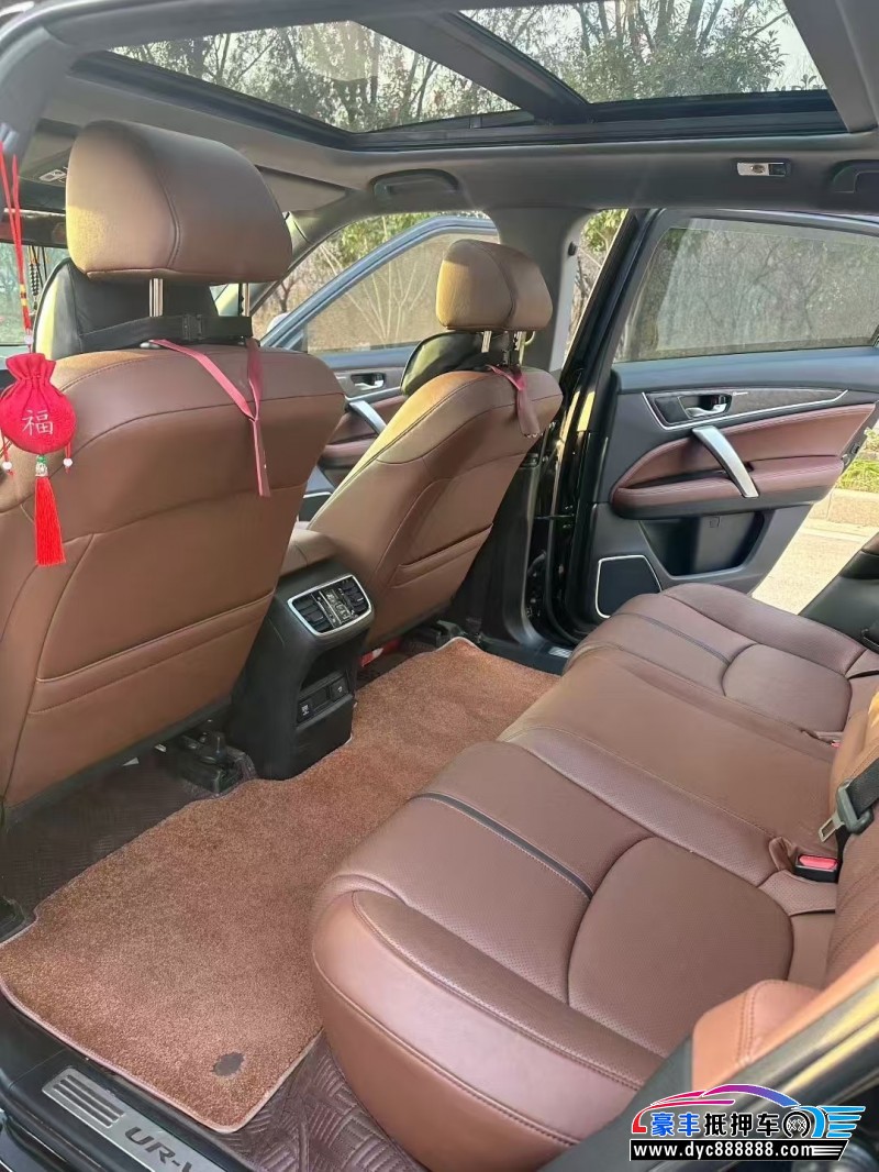 22年本田UR-V轿车抵押车出售