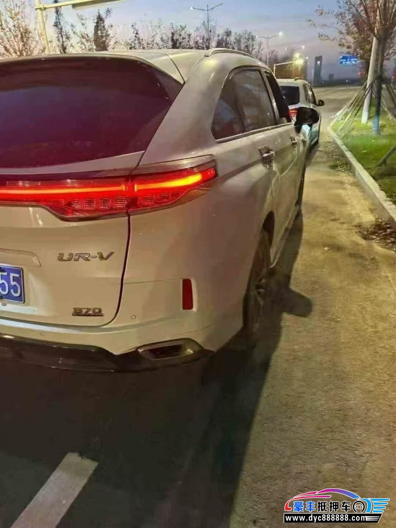 21年本田UR-V轿车抵押车出售