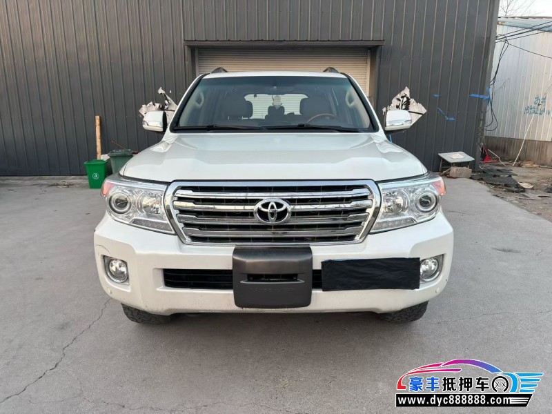 15年丰田兰德酷路泽（陆巡）轿车抵押车出售