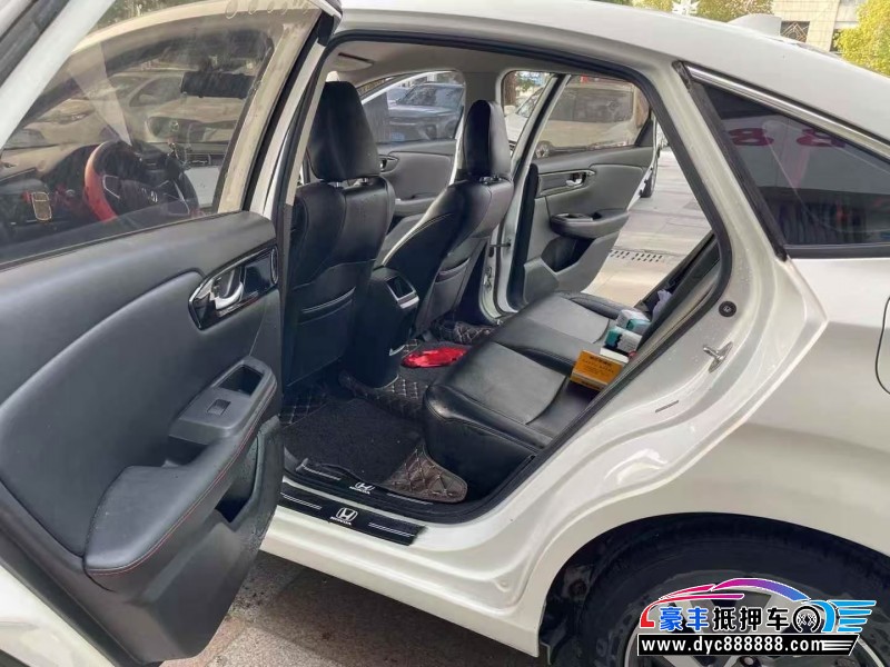 20年本田凌派轿车抵押车出售