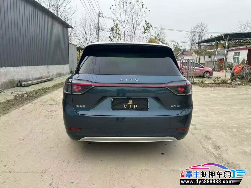 24年华为问界轿车抵押车出售