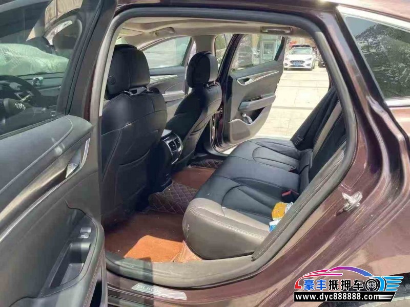 17年别克君越轿车抵押车出售