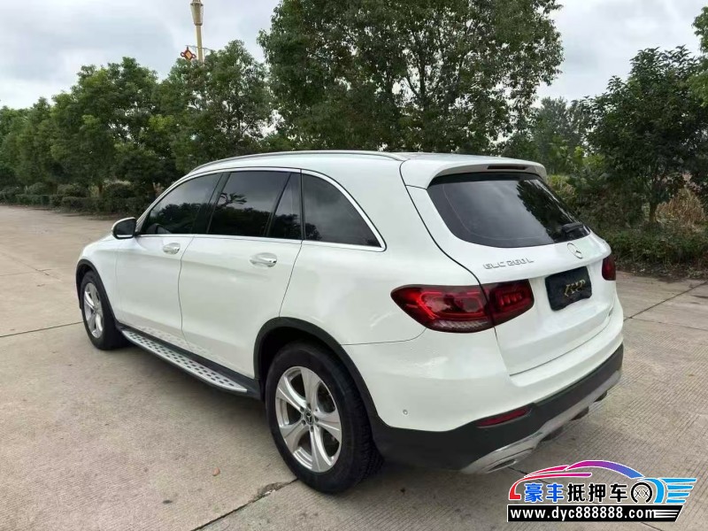 20年奔驰GLC轿车抵押车出售