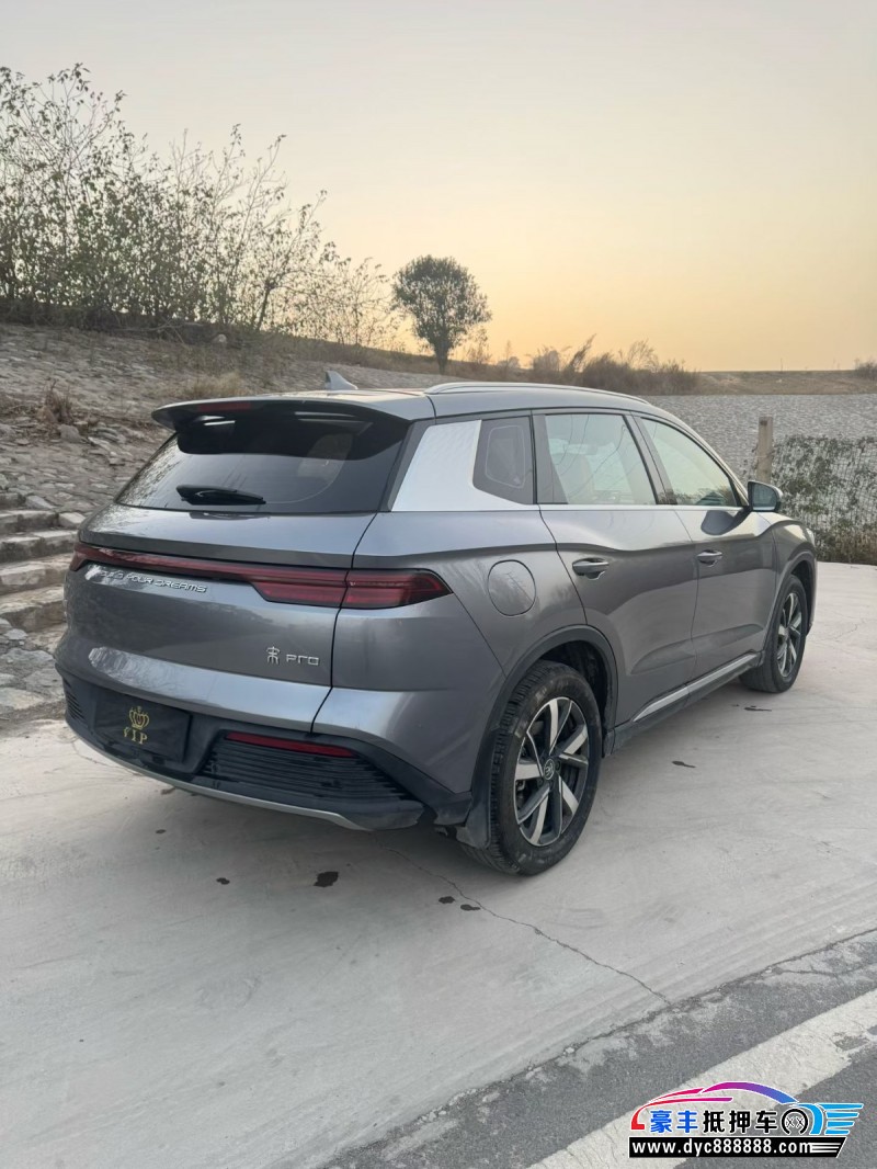 23年比亚迪宋轿车抵押车出售