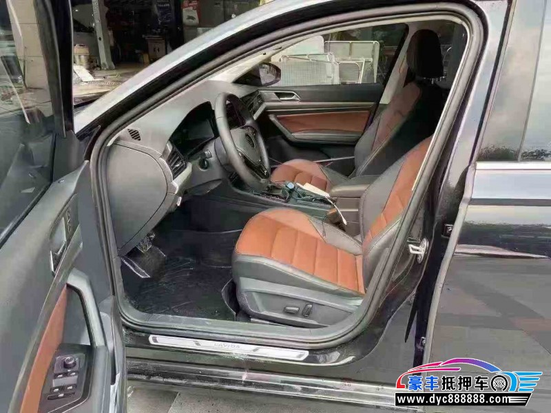 22年大众朗逸轿车抵押车出售