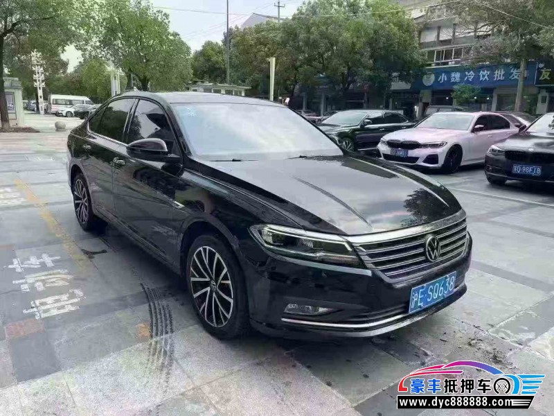 22年大众朗逸轿车抵押车出售