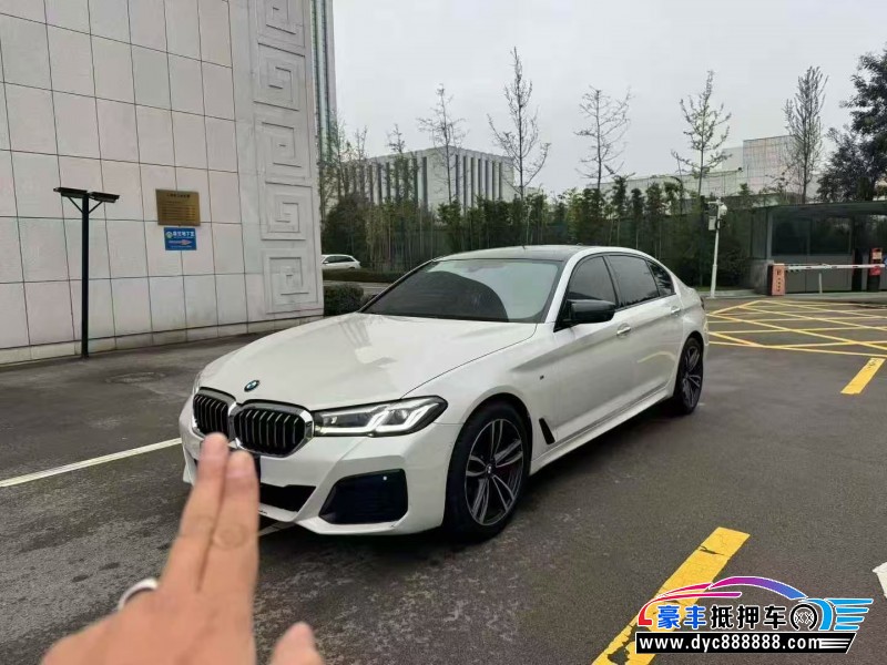 18年宝马5系轿车抵押车出售