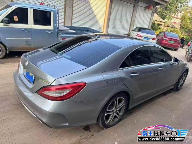 16年奔驰CLS轿车抵押车出售